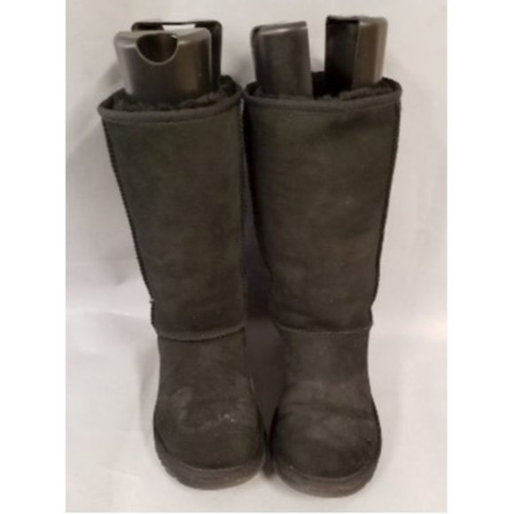 classic black suede uggs size 6 - Picture 1 of 4